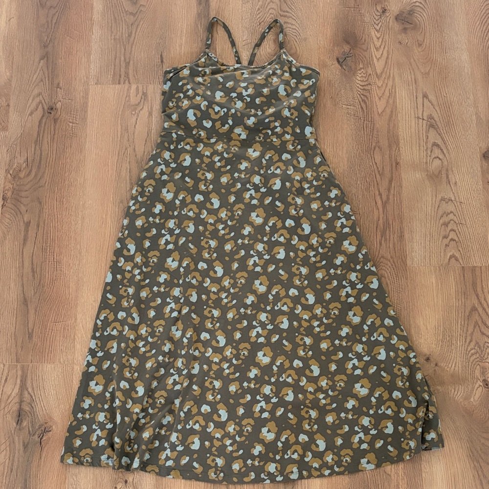 Pact Organic Fit & Flare Midi Dress Leopard Print Green - Picture 4 of 8
